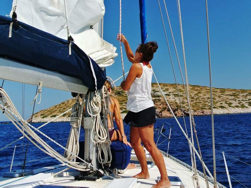 charter sailing