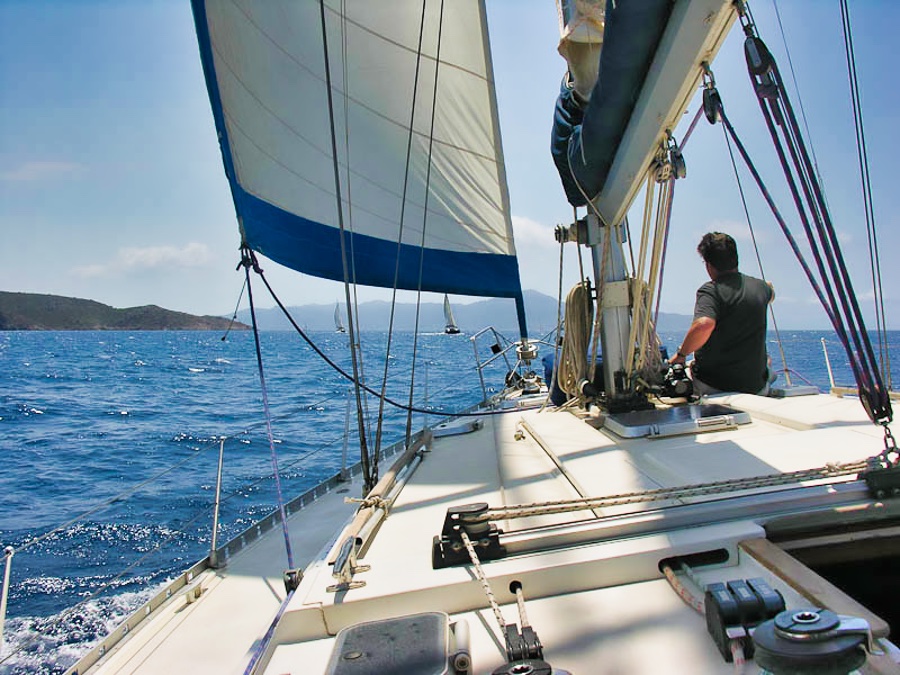 Bow watch, Angelina heading to Patmos