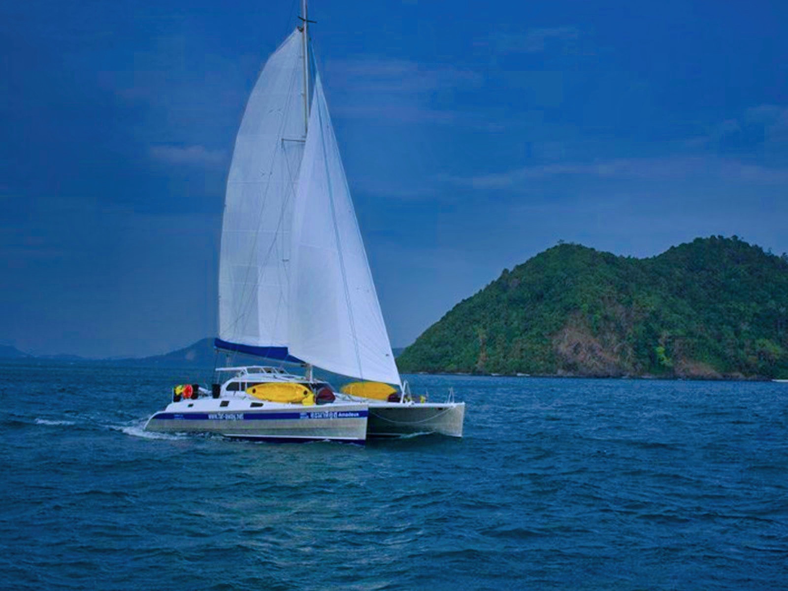 Amadeus sailing Chalong