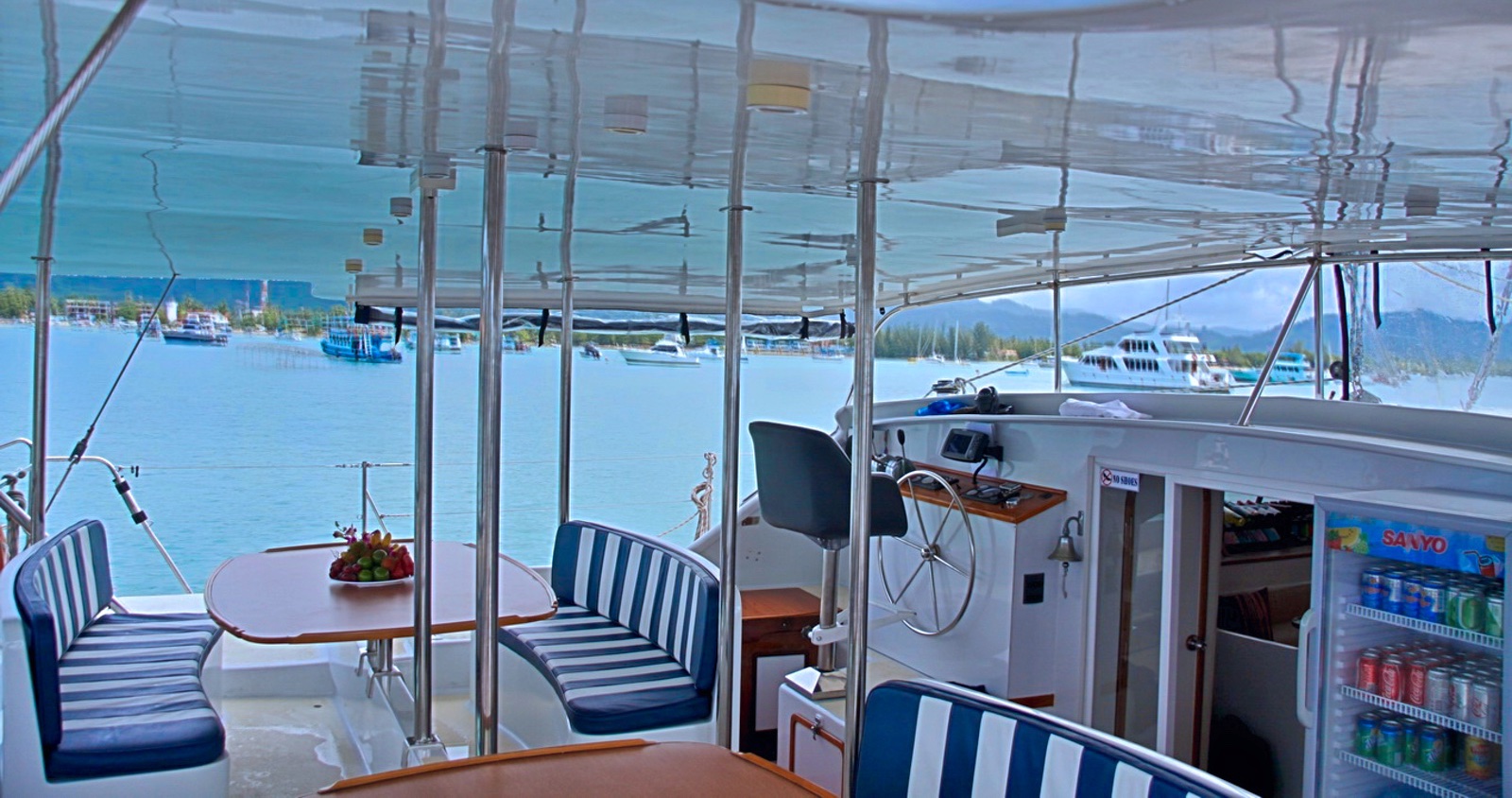 charter catamaran cataleya cockpit